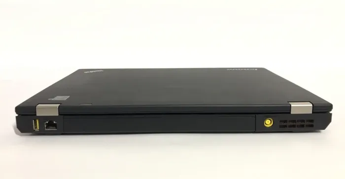 Ноутбук Lenovo ThinkPad T430 / 14" (1366x768) TN / Intel Core i5-3210M (2 (4) ядра по 2.5 - 3.1 GHz) / 8 GB DDR3 / 500 GB HDD / Intel HD Graphics 4000 / WebCam / DVD-ROM б/в - зображення 3