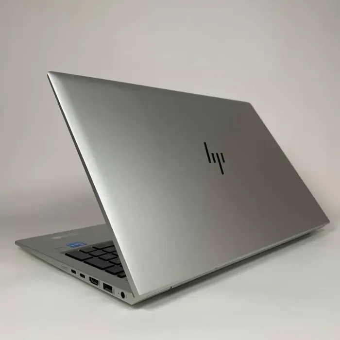 Ультрабук HP EliteBook 850 G8 / 15.6" (1920x1080) IPS / Intel Core i5-1145G7 (4 (8) ядра по 2.6 - 4.4 GHz) / 16 GB DDR4 / 256 GB SSD / Intel Iris Xe Graphics / WebCam / Fingerprint б/в - зображення 7