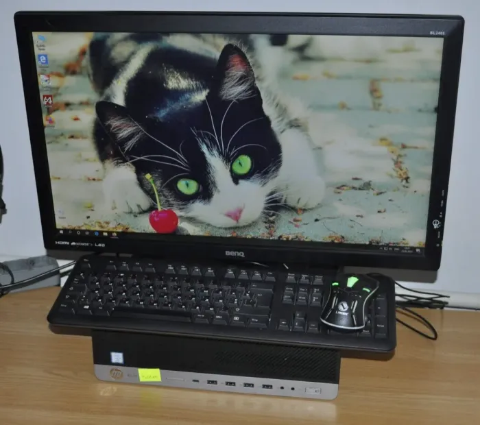 Комплект: HP EliteDesk 800 G3 SFF / Intel Core i5-6500 (4 ядра по 3.2 - 3.6 GHz) / 8 GB DDR4 / 240 GB SSD + 250 GB HDD / Intel HD Graphics 530 / DVD-ROM + Монітор Acer BL2405HT / 24" (1920x1080) TN / DVI, HDMI + Windows 11 P б/в - зображення 3