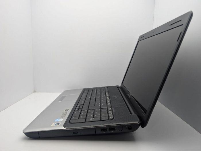 Ноутбук HP Compaq CQ71 / 17.3" (1600x900) TN / Intel Pentium T3400 (2 ядра по 2.1 GHz) / 4 GB DDR2 / 320 GB HDD / Intel HD Graphics / WebCam / DVD-ROM б/в - зображення 5