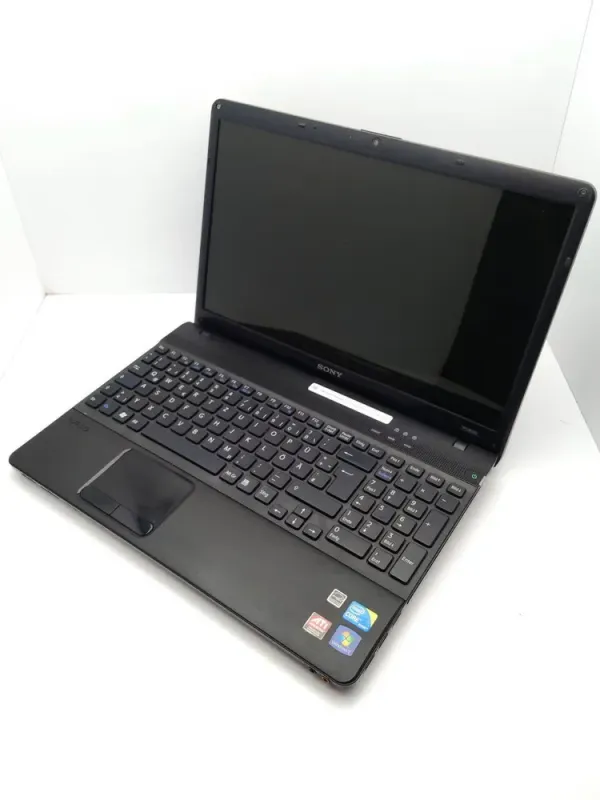 Ноутбук Sony VPC156 / 15.6" (1366x768) TN / Intel Core i5-460M (2 (4) ядра по 2.53 - 2.8 GHz) / 6 GB DDR3 / 750 GB HDD / AMD Mobility Radeon HD 5000 / WebCam б/в - зображення 4