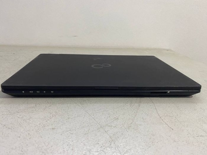 Нетбук Б-клас Fujitsu LifeBook U728 / 12.5" (1920x1080) TN / Intel Core i5-8350U (4 (8) ядра 1.7 - 3.6 GHz) / 8 GB DDR4 / 256 GB SSD / Intel UHD Graphics 620 / WebCam б/в - зображення 6