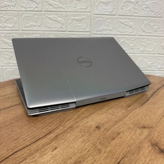 Ігровий ноутбук Б-клас Dell G5 5505 / 15.6" (1920x1080) IPS / AMD Ryzen 5 4600H (6 (12) ядер по 3.0 - 4.0 GHz) / 8 GB DDR4 / 256 GB SSD / AMD Radeon RX 5600M, 6 GB GDDR6, 192-bit / WebCam б/в - зображення 6