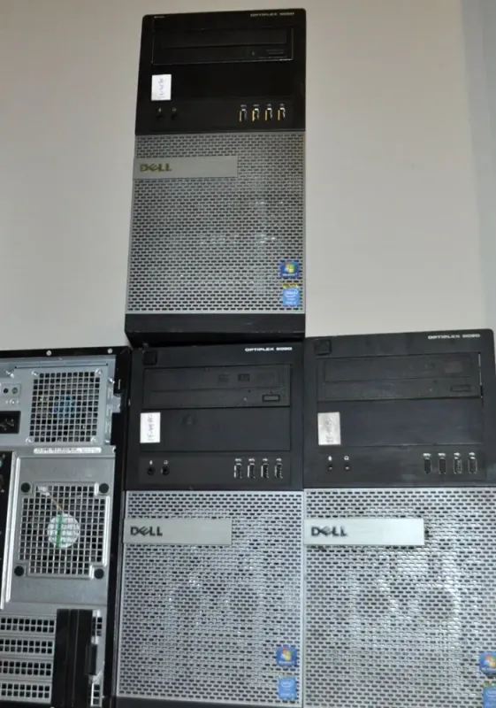 Комп'ютер Dell OptiPlex 9020 Tower / Intel Core i5-4430 (4 ядра по 3.0 - 3.2 GHz) / 8 GB DDR3 / 320 GB HDD / Intel HD Graphics 4600 / DVD-ROM б/в - зображення 10