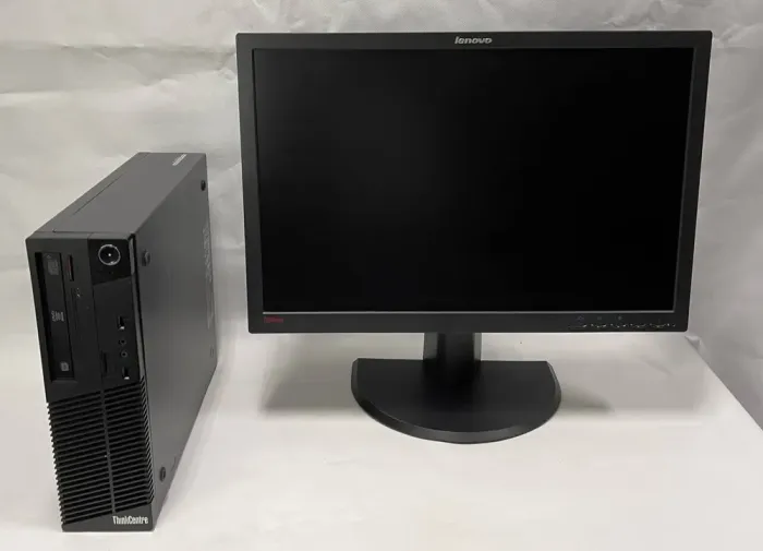 Комплект ПК: комп'ютер Lenovo ThinkCentre M71e SFF / Intel Pentium G850 (2 ядра по 2.9 GHz) / 8 GB DDR3 / 250 GB HDD / Intel HD Graphics / DVD-ROM + Монітор Б-клас Lenovo ThinkVision LT2452pwC / 24" (1920x1200) TN б/в - зображення 2