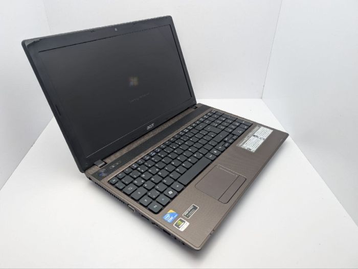 Ноутбук Acer Aspire 5742G / 15.6" (1366x768) TN / Intel Core i3-380M (2 (4) ядра по 2.53 GHz) / 6 GB DDR3 / 500 GB HDD / nVidia GeForce GT 540M, 1 GB GDDR3, 128-bit / WebCam б/в - зображення 6