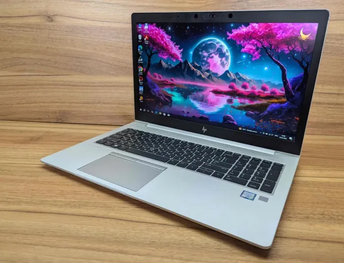 Ультрабук HP EliteBook 850 G5 / 15.6" (1920x1080) IPS / Intel Core i7-7600U (2 (4) ядра по 2.8 - 3.9 GHz) / 16 GB DDR4 / 512 GB SSD / Intel HD Graphics 620 / WebCam / Fingerprint / Windows 10 б/в - зображення 5