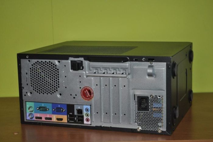 Комп'ютер Acer Veriton S4660G Tower / Intel Core i5-8400 (6 ядер по 2,8 - 4,0 ГГц) / 16 ГБ DDR4 / 256 ГБ SSD M.2 / Intel UHD Graphics 630 / Windows 11 Pro б/в - изображение 6