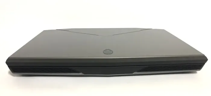 Ігровий ноутбук Dell Alienware 17 P18E / 17.3" (1920x1080) TN / Intel Core i7-4900MQ (4 (8) ядра по 2.8 - 3.8 GHz) / 16 GB DDR4 / 512 GB SSD / nVidia GeForce GTX 770M, 3 GB GDDR5, 192-bit / WebCam б/в - зображення 6