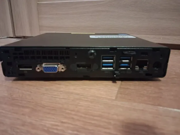 Неттоп HP EliteDesk 800 G2 TPC-P055-DM USFF / Intel Pentium G4500T (2 ядра по 3.0 GHz) / 8 GB DDR4 / 256 GB SSD / Intel HD Graphics 530 / DisplayPort + Блок живлення б/в - зображення 3