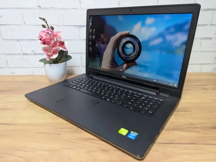 Ноутбук Б-клас Dell Inspiron 17 P26E / 17.3" (1600x900) TN / Intel Core i5-4210U (2 (4) ядра по 1.7 - 2.7 GHz) / 8 GB DDR3 / 128 GB SSD / nVidia GeForce 840M, 2 GB GDDR3, 64-bit / WebCam / DVD-ROM б/в - зображення 7