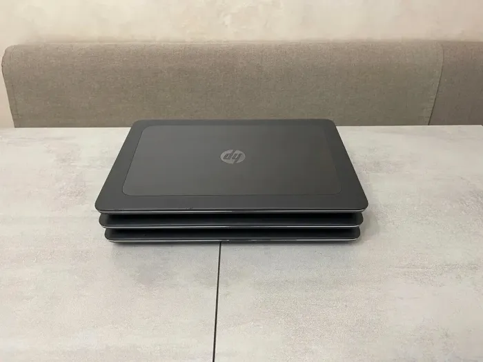 Робоча станція HP ZBook 15 G3 / 15.6" TN / Core i7-6700HQ (4(8) ядра по 2.6-3.5GHz) / 16GB DDR4 / 512GB SSD / Quadro M1000M, 2GB  / WebCam б/в - зображення 8