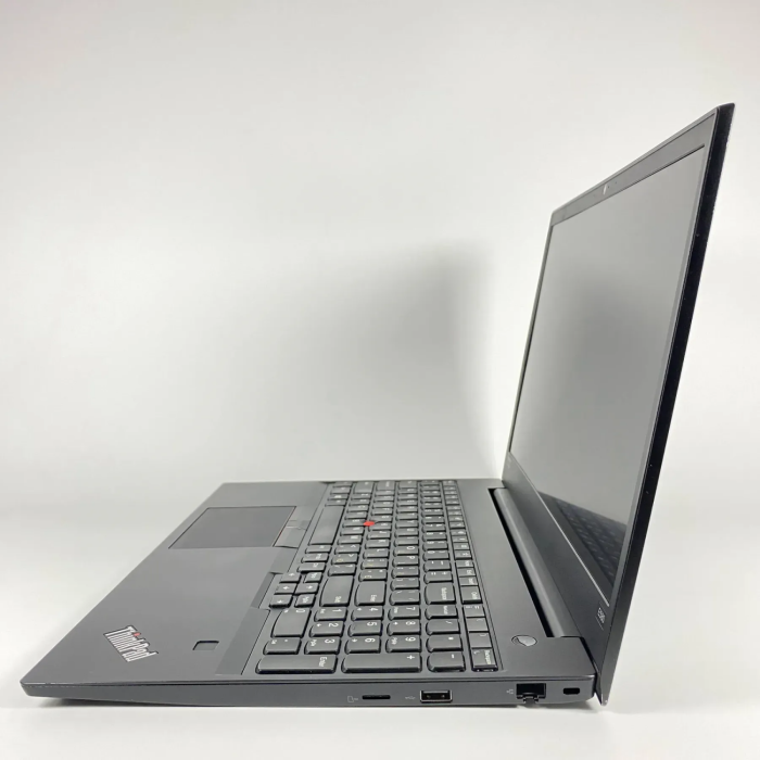 Ноутбук Lenovo ThinkPad E580 / 15.6" (1920x1080) IPS / Intel Core i5-8250U (4 (8) ядра по 1.6 - 3.4 GHz) / 16 GB DDR4 / 256 GB SSD / Intel HD Graphics 620 / WebCam / TouchID б/в - зображення 5