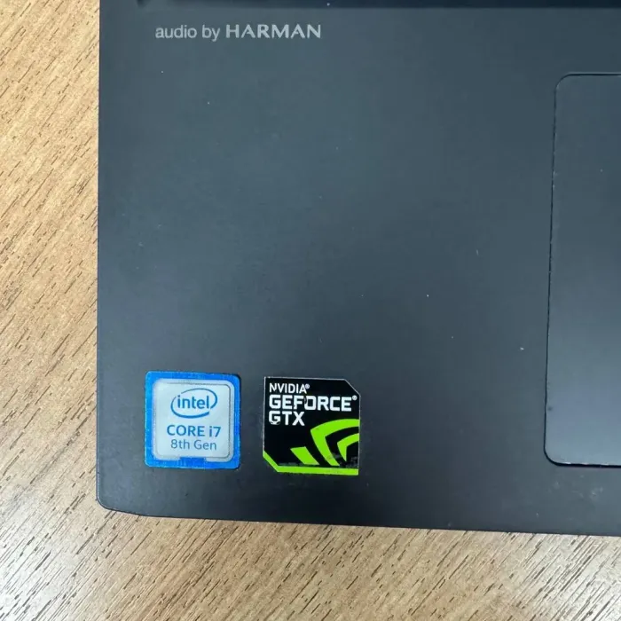 Ігровий ноутбук Lenovo Legion Y7000P-1060 / 15.6" (1920x1080) IPS / Intel Core i7-8750H (6 (12) ядер по 2.2 - 4.1 GHz) / 16 GB DDR4 / 128 GB SSD M.2 + 1000 GB HDD / nVidia GeForce GTX 1060, 6 GB GDDR5, 192-bit / WebCam б/в - зображення 8