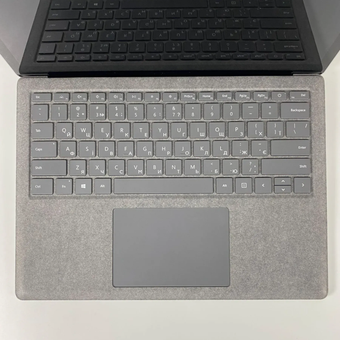 Ультрабук Microsoft Surface Laptop 3 / 13.5" (2256x1504) IPS Touch / Intel Core i5-1035G7 (4 (8) ядра по 1.2 - 3.7 GHz) / 8 GB DDR4 / 256 GB SSD / Intel Iris Plus Graphics / WebCam б/в - зображення 3