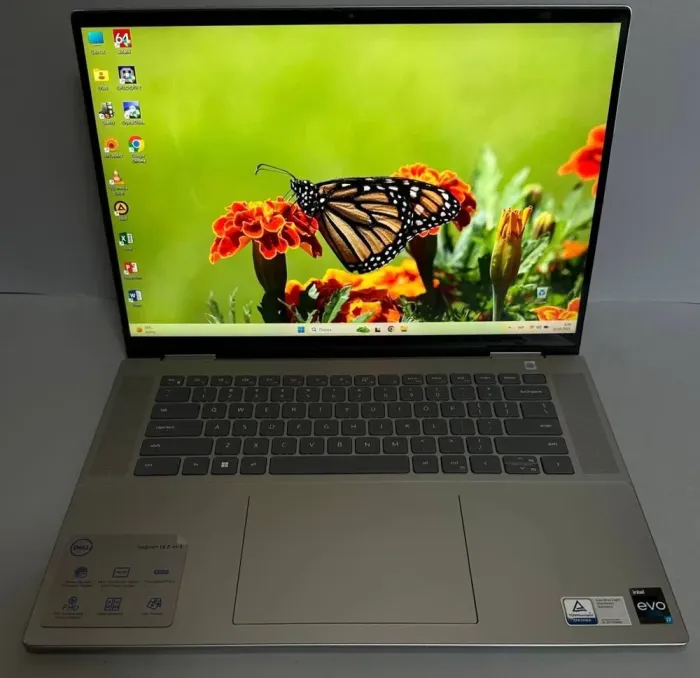 Ноутбук-трансформер Б-клас Dell Inspiron 16 7620 2-in-1 / 16" (1920x1080) IPS Touch / Intel Core i7-1280P (14 (20) ядер по 1.3 - 4.8 GHz) / 16 GB DDR4 / 512 GB SSD M.2 / Intel Iris Xe Graphics / WebCam / Win 11 б/в - зображення 2