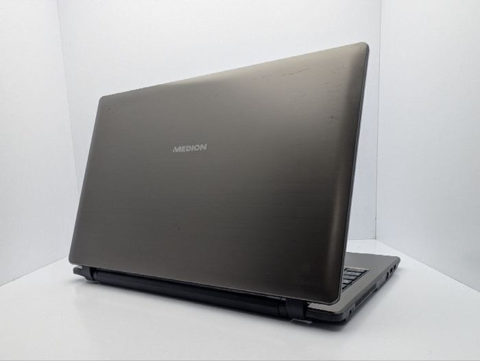 Ноутбук Medion E6239E / 15.6" (1366x768) TN Touch / Intel Pentium N3530 (4 ядра по 2.16 - 2.58 GHz) / 8 GB DDR3 / 120 GB SSD / Intel HD Graphics / WebCam / DVD-ROM б/в - зображення 8
