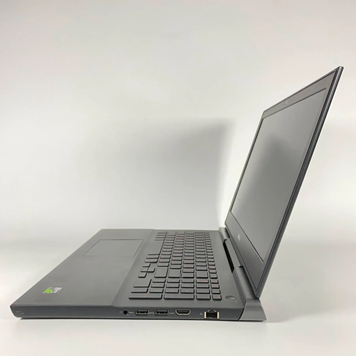 Ігровий ноутбук Dell Inspiron 15 7567 / 15.6" (1920x1080) IPS / Intel Core i5-7300HQ (4 ядра по 2,5 - 3,5 ГГц) / 16 ГБ DDR4 / 128 ГБ SSD + 1000 ГБ HDD / nVidia GeForce GTX 1050 Ti, 4 ГБ GDDR5, 128-bit / WebCam б/в - изображение 5