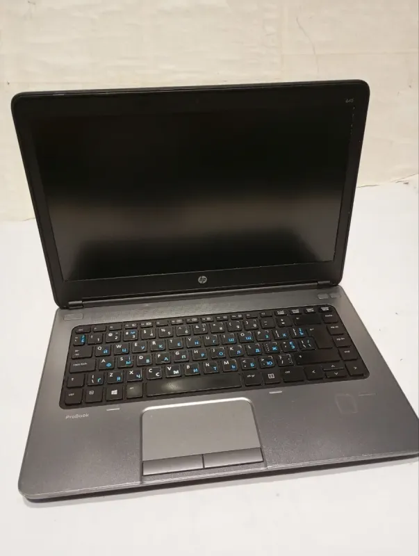 Ноутбук Б-клас HP ProBook 640 G1 / 14" (1366x768) TN / Intel Core i5-4210M (2 (4) ядра по 2.6 - 3.2 GHz) / 8 GB DDR3 / 128 GB SSD / Intel HD Graphic 4600 / WebCam + USB-флешка 64 GB б/в - зображення 3