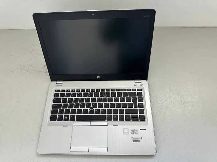 Ультрабук HP EliteBook Folio 9470m / 14" (1366x768) TN / Intel Core i7-3687U (2 (4) ядра по 2.1 - 3.3 GHz) / 8 GB DDR3 / 240 GB SSD / Intel HD Graphics 4000 / WebCam / VGA б/в - зображення 2