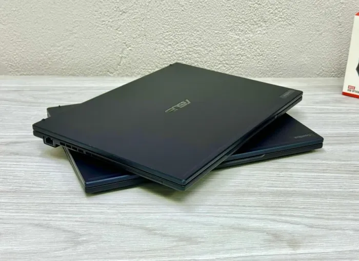 Ультрабук Asus ExpertBook B3404Cm / 14" (1920x1200) IPS / Intel Core Ultra 7 155H (16 (22) ядер по 1.4 - 4.8 GHz) / 16 GB DDR5 / 512 GB SSD M.2 / Intel Arc Graphics / WebCam / Win 11 Pro б/в - зображення 7