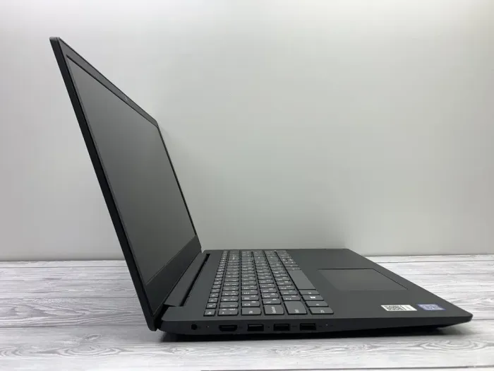 Ноутбук Б-клас Lenovo IdeaPad S145-15IKB / 15.6" (1920x1080) TN / Intel Core i3-7020U (2 (4) ядра по 2.3 GHz) / 8 GB DDR4 / 240 GB SSD / Intel UHD Graphics 620 / WebCam б/в - зображення 6