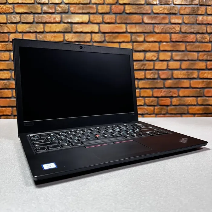 Ультрабук Б-клас Lenovo ThinkPad L380 / 13.3" (1920x1080) IPS / Intel Core i3-8130U (2 (4) ядра по 2.2 - 3.4 GHz) / 8 GB DDR4 / 512 GB SSD / Intel UHD Graphics 620 / WebCam б/в - зображення 13