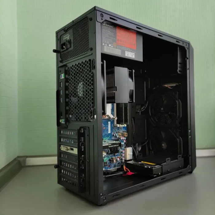 Робоча станція Vinga Tower / Intel Xeon E5-1650 v4 (6 (12) ядер по 3.6 - 4.0 GHz) / 64 GB DDR4 / 1 TB HDD / nVidia Quadro K600, 1 GB DDR3, 128-bit / 650W б/в - зображення 9