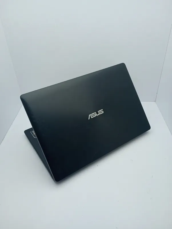 Ноутбук Asus X553MA / 15.6" (1366x768) TN / Intel Celeron N2840 (2 ядра по 2.16 - 2.58 GHz) / 8 GB DDR3 / 240 GB SSD / Intel HD Graphics / WebCam б/в - зображення 7