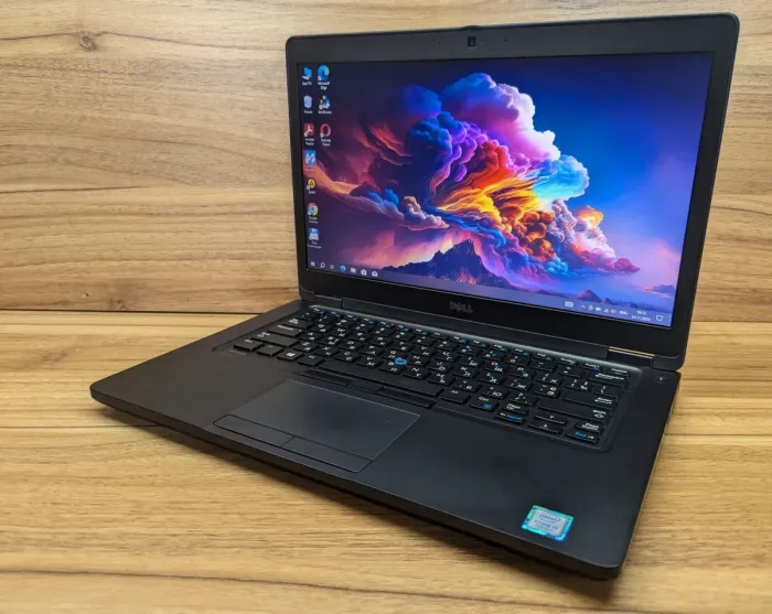 Ультрабук Б-клас Dell Latitude 5480 / 14" (1366x768) TN / Intel Core i5-7200U (2 (4) ядра по 2.5 - 3.1 GHz) / 8 GB DDR4 / 256 GB SSD / Intel HD Graphics 620 / WebCam / HDMI / Windows 10 б/в - зображення 6