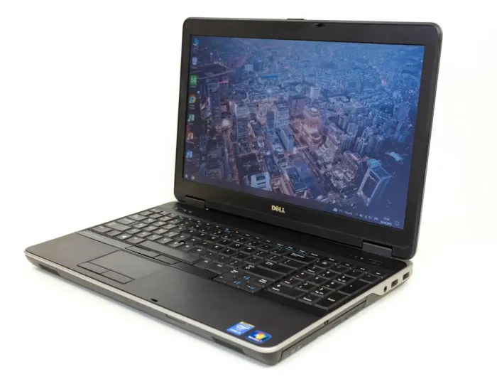Ноутбук Б-класс Dell Latitude E6540 / 15.6" TN / Intel Core i5-4310M (2(4) ядра по 2.7-3.4 GHz) / 4GB DDR3 / 320GB HDD / HD Graphic 4600 / DVD-ROM / VGA б/в - зображення 4