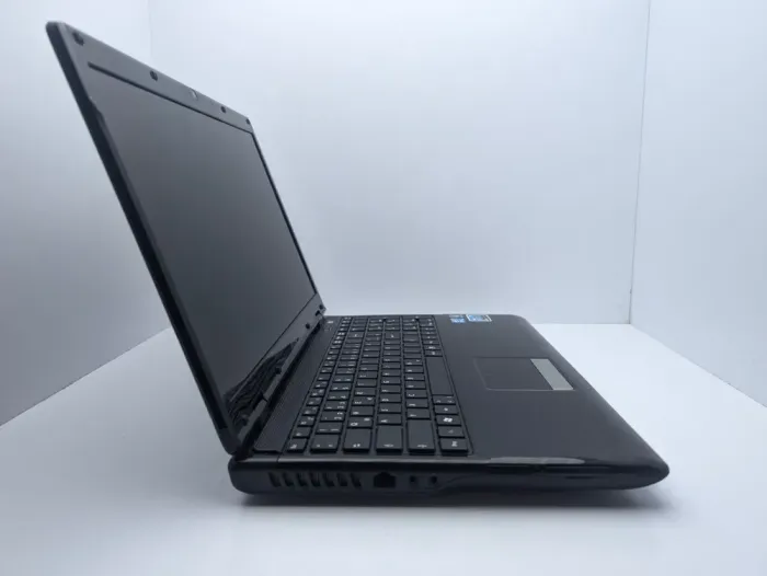 Ноутбук MSI CX63 / 15.6" (1366x768) TN / Intel Core i5-460M (2 (4) ядра по 2.53 - 2.8GHz) / 6 GB DDR3 / 500 GB HDD / nVidia GeForce 310M, 1 GB GDDR3, 64-bit / WebCam б/в - зображення 5