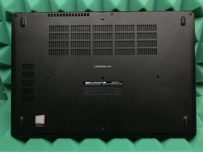 Ноутбук Dell Latitude 5490 / 14" (1366x768) TN / Intel Core i5-7300U (2 (4) ядра по 2.6 - 3.5 GHz) / 8 GB DDR4 / 256 GB SSD / Intel HD Graphics 620 / WebCam / USB 3.1 / HDMI / Windows 10 б/в - зображення 6