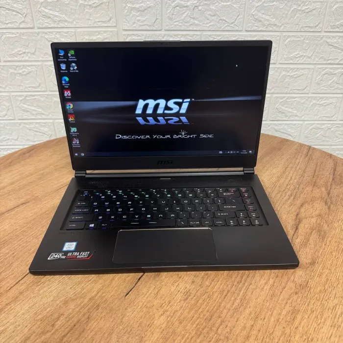 Ігровий ноутбук Б-клас MSI GS65 Stealth 9SG / 15.6" (1920x1080) IPS / Intel Core i7-9750H (6 (12) ядер по 2.6 - 4.5 GHz) / 16 GB DDR4 / 512 GB SSD / nVidia GeForce RTX 2080 Max-Q, 8 GB GDDR6, 256-bit / WebCam б/в - зображення 2