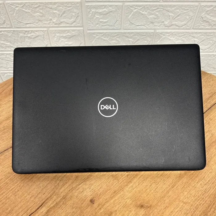 Ноутбук Б-клас Dell Latitude 3500 / 15.6" (1920x1080) TN / Intel Core i5-8265U (4 (8) ядра по 1.6 - 3.9 GHz) / 8 GB DDR4 / 256 GB SSD / Intel UHD Graphics 620 / WebCam б/в - зображення 3