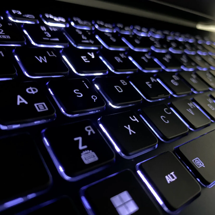 Ультрабук Б-клас DynaBook Portege X40-K / 14" (1920x1080) IPS / Intel Core i5-1240P (12 (16) ядер по 3.3 - 4.4 GHz) / 16 GB DDR4 / 256 GB SSD / Intel Iris Xe Graphics / WebCam / TouchID б/в - зображення 6