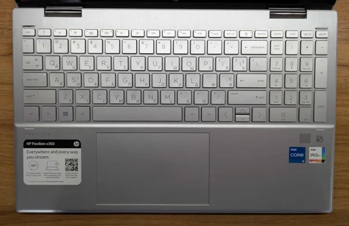 Ноутбук-трансформер Б-клас HP Pavilion x360 15-er0051nr / 15.6" (1920x1080) IPS Touch / Intel Core i5-1135G7 (4 (8) ядра по 2.4 - 4.2 GHz) / 8 GB DDR4 / 512 GB SSD / Intel Iris Xe Graphics / WebCam / TouchID / Windows 11 б/в - зображення 3