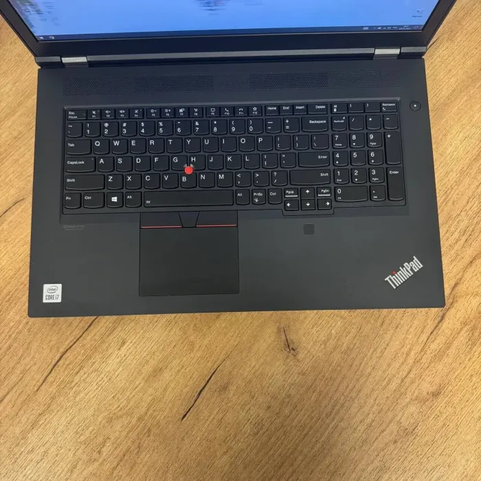 Мобільна робоча станція Б-клас Lenovo ThinkPad P17 Gen 1 / 17.3" (1920x1080) IPS / Intel Core i7-10750H (6 (12) ядер по 2.6 - 5.0 GHz) / 16 GB DDR4 / 256 GB SSD NVMe / nVidia Quadro T1000, 4 GB DDR5, 128-bit / WebCam б/в - зображення 7