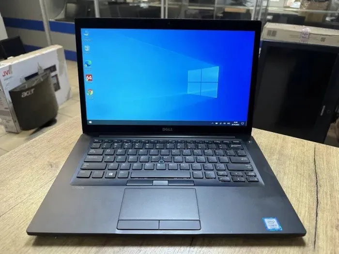 Ультрабук Dell Latitude 7480 / 14" (1920x1080) IPS Touch / Intel Core i5-7300U (2 (4) ядра по 2.6 - 3.5 GHz) / 8 GB DDR4 / 256 GB SSD / Intel HD Graphics 620 / WebCam / HDMI б/в - зображення 2
