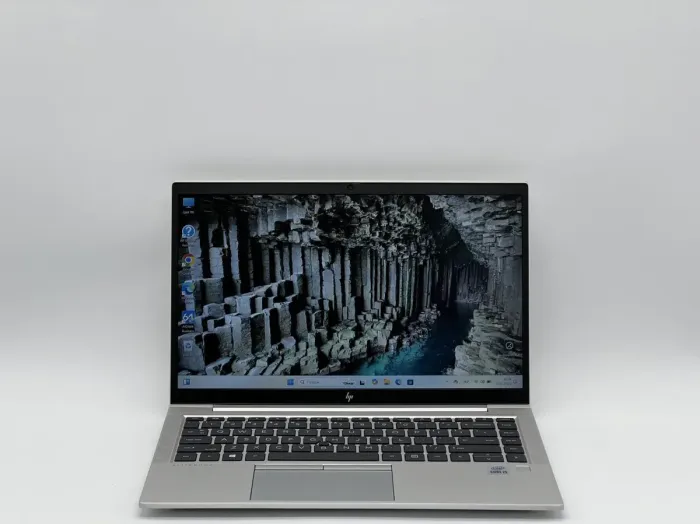 Ультрабук HP EliteBook 840 G7 / 14" (1920x1080) IPS / Intel Core i5-10310U (4 (8) ядра по 1.7 - 4.4 GHz) / 8 GB DDR4 / 240 GB SSD / Intel UHD Graphics / WebCam б/в - зображення 2