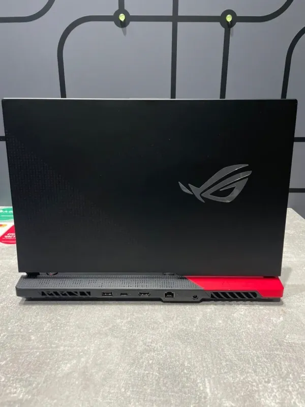 Ігровий ноутбук Asus ROG Strix G513IM-HN014T / 15.6" (1920x1080) IPS / AMD Ryzen 7 4800H (8 (16) ядер по 2.9 - 4.2 GHz) / 16 GB DDR4 / 1000 GB SSD / nVidia GeForce RTX 3060, 6 GB GDDR6, 192-bit б/в - зображення 3