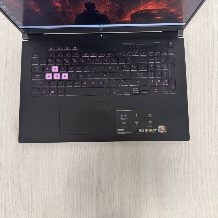 Ігровий ноутбук Asus TUF Gaming A17 FA707RE / 17.3" (1920x1080) IPS / AMD Ryzen 7 6800H (8 (16) ядер по 3.2 - 4.7 GHz) / 16 GB DDR5 / 512 GB SSD NVMe / nVidia GeForce RTX 3050 Ti, 4 GB GDDR6, 128-bit / WebCam б/в - зображення 7