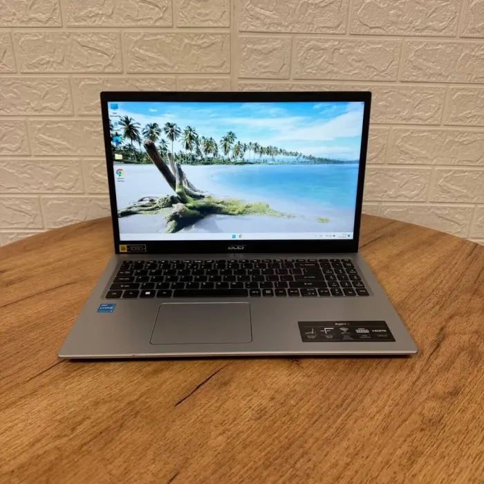 Ультрабук Б-клас Acer Aspire 3 A315-58 / 15.6" (1920x1080) TN / Intel Core i3-1115G4 (2 (4) ядра по 1.7 - 4.1 GHz) / 8 GB DDR4 / 256 GB SSD / Intel UHD Graphics / WebCam б/в - зображення 2