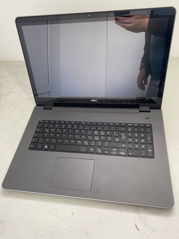 Ноутбук Б-клас Dell Inspiron 5759 / 17.3" (1920x1080) IPS Touch / Intel Core i7-6500U (2 (4) ядра по 2.5 - 3.1 GHz) / 16 GB DDR3 / 250 GB SSD / Intel HD Graphics 520 / WebCam / DVD-ROM б/в - зображення 2