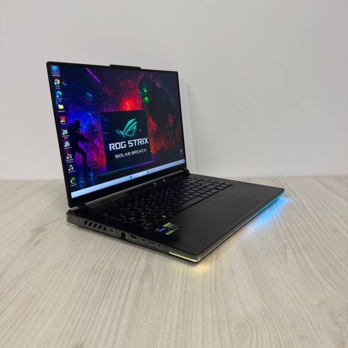 Ігровий ноутбук Asus ROG Strix Scar 16 G634JZ / 16" (2560x1600) IPS / Intel Core i9-13980HX (24 (32) ядер по 2.2 - 5.5 GHz) / 32 GB DDR5 / 1000 GB SSD NVMe / nVidia GeForce RTX 4080, 12 GB GDDR6, 192-bit / WebCam б/в - зображення 4