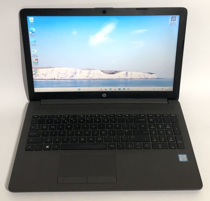 Ноутбук Б-клас HP 250 G7 / 15.6" (1366x768) TN / Intel Core i5-8265U (4 (8) ядра по 1.6 - 3.9 GHz) / 8 GB DDR4 / 256 GB SSD / Intel UHD Graphics 620 / WebCam / Win 11 Pro б/в - зображення 2