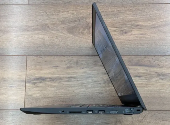 Ноутбук Lenovo Thinkpad P51s / 15.6" (1920x1080) IPS / Intel Core i7-7600U (2 (4) ядра по 2.8 - 3.9 GHz) / 8 GB DDR4 / 256 GB SSD / nVidia Quadro M520, 2 GB GDDR5, 64-bit / WebCam / Win 10 Pro б/в - зображення 5