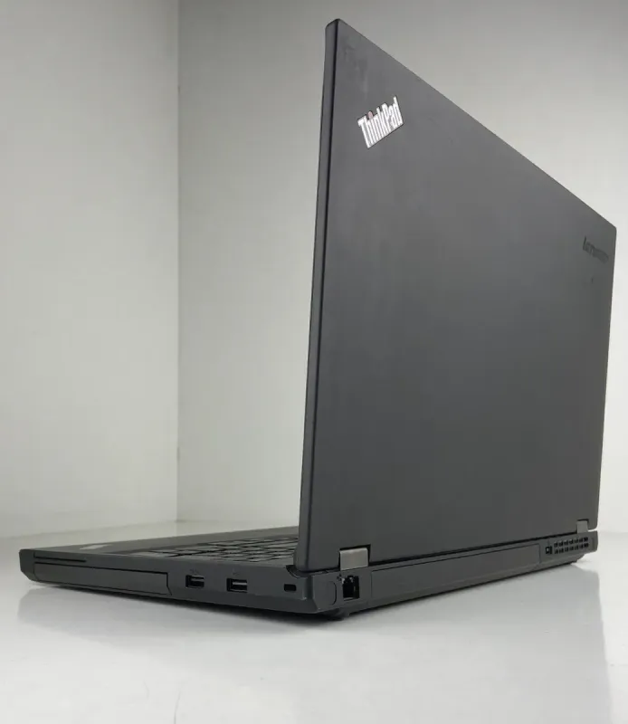 Ноутбук Б-клас Lenovo ThinkPad T540p / 15.6" (1920x1080) TN / Intel Core i5-4300M (2 (4) ядра по 2.6 - 3.3 GHz) / 8 GB DDR3 / 240 GB SSD / Intel HD Graphics 4600 / WebCam б/в - зображення 5