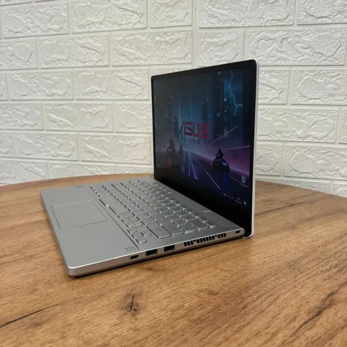 Ігровий ультрабук Asus ROG Zephyrus G14 GA401IV / 14" (1920x1080) IPS / AMD Ryzen 7 4800HS (8 (16) ядер по 2.9 - 4.2 GHz) / 16 GB DDR4 / 512 GB SSD NVMe / nVidia GeForce RTX 2060 Max-Q, 6 GB GDDR6, 192-bit б/в - зображення 5