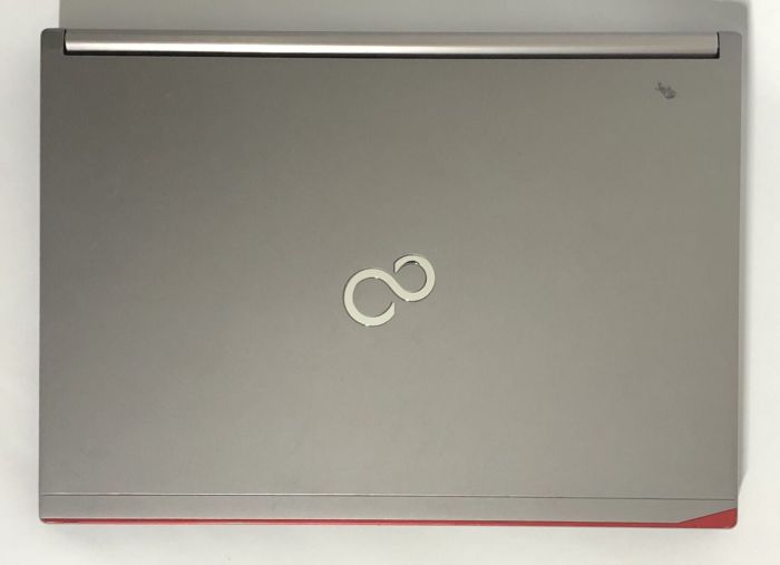 Ноутбук Б-клас Fujitsu LifeBook E733 / 13.3" (1366x768) TN / Intel Core i7-3632QM (4 (8) ядра по 2.2 - 3.2 GHz) / 8 GB DDR3 / 256 GB SSD / Intel HD Graphics 4000 / WebCam / Win 10 Pro б/в - зображення 7